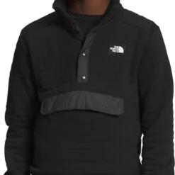 The North Face Edgewater Quilted 1/4 Snap - Boys 11 The North Face Edgewater Quilted 1/4 Snap - Boys -Obermeyer Sales max 3843123 NF0A7UMH JK3 hero